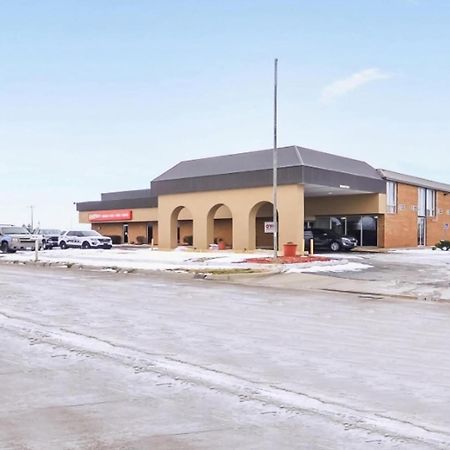 Oyo Hotel Goodland Ks Hwy 24 المظهر الخارجي الصورة
